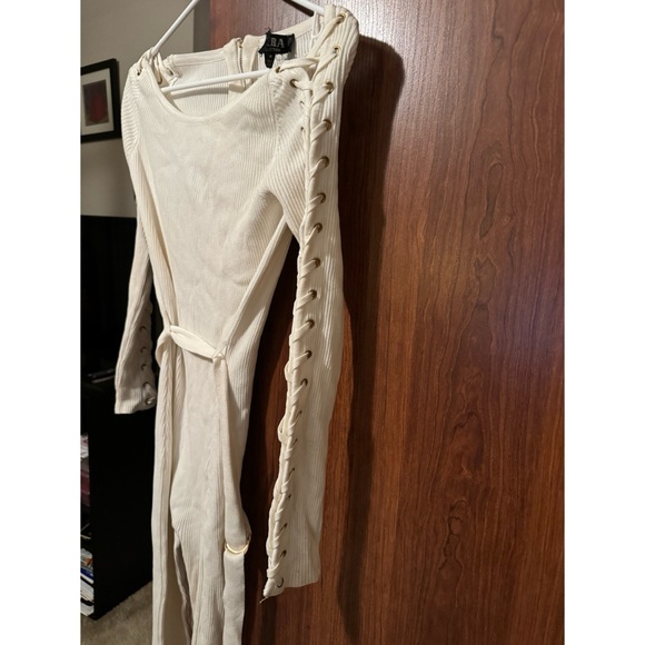 Hot new sweater Jumpsuit - Picture 4 of 6